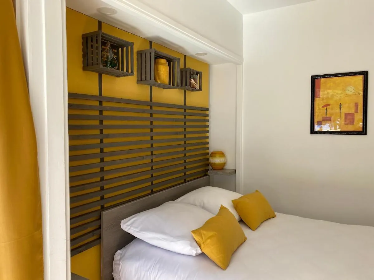 Logis Hotel Restaurant Le Kalliste Hyères